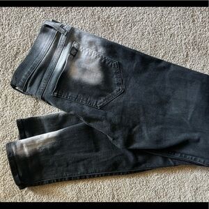 WILDFOX factory distressed jeans EUC​